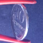 10 Centavos  1977   Aço Inox   Soberba - Imagem 3