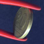 20 Centavos 1946  Bronze-Alumínio  MBC   GETÚLIO VARGAS - Imagem 3