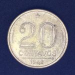 20 Centavos 1942  Cupro-Níquel   MBC    Níquel Rosa    GETÚLIO VARGAS