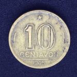 10 Centavos 1945  Bronze-Alumínio  MBC   s/sigla   GETÚLIO VARGAS