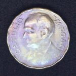 100 Réis 1938  Curpo-Níquel  Soberba     GETÚLIO VARGAS - Imagem 2