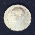 100 Réis 1938  Curpo-Níquel  MBC     GETÚLIO VARGAS - Imagem 2