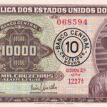 C128 - CÉDULA  10 CRUZEIROS NOVOS  c/c em 10000 CRUZEIROS 1967 - BANCO CENTRAL DO BRASIL  - 2ª Estampa (TLR) -  S/FE (com rabisco)