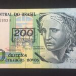 C 212 - CÉDULA  200 CRUZEIROS C/C EM 200 CRUZADOS NOVOS  1990 - BANCO CENTRAL DO BRASIL  - CMB  - FE