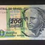 C 212a - CÉDULA  200 CRUZEIROS C/C EM 200 CRUZADOS NOVOS  1990 - BANCO CENTRAL DO BRASIL  - CMB  - REPOSIÇÃO -  FE