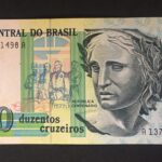 C 215 - CÉDULA  200 CRUZEIROS  1990 - BANCO CENTRAL DO BRASIL  - CMB  - Soberba