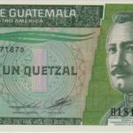 P 115 -  GUATEMALA  1  QUETZAL 2012  FE