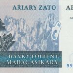 P 86c - MADAGASCAR 100 ARIARY 2004 FE