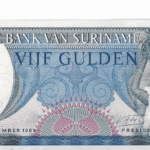 P 120 - SURINAME  5 GULDEN  1963 FE