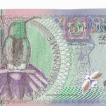 P 147 -SURINAME  10 GULDEN  2000 FE