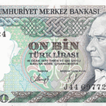 P 199- TURQUIA 10000 LIRA 1982-89  FE