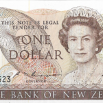 P 163b - NOVA ZELANDIA 1 DOLLARS FE