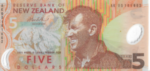 P 185b - NOVA ZELANDIA 5 DOLLARS FE