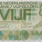 P 90-  HOLANDA 5 GULDEN 1966 MBC